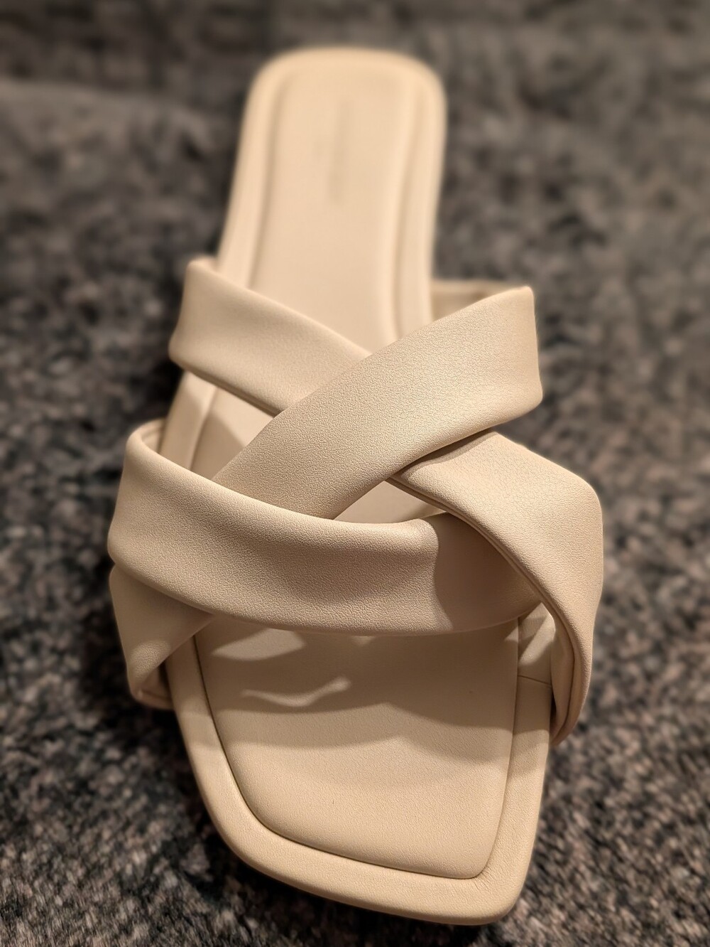Banana Republic Cream Cross-Strap Slide Sandal